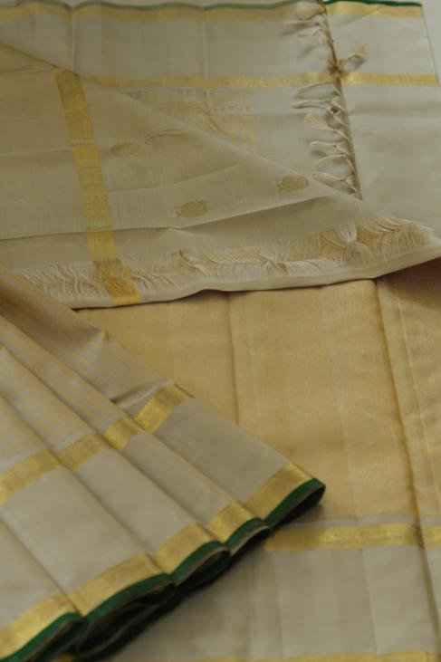 A Light Beige/Cream Kanjeevaram Saree