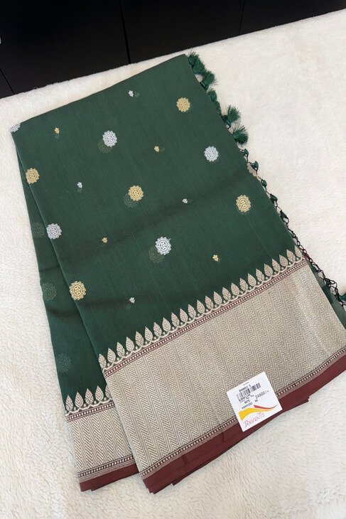 A Deep Green Mul Banarasi Saree_1