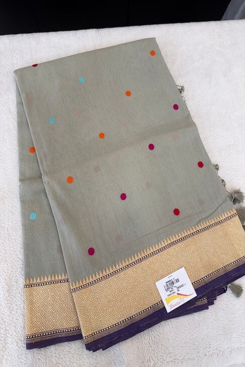 A Grey Mul Banarasi Saree_1