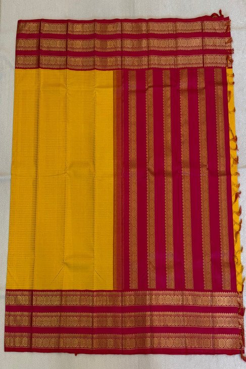 A Traditional Yellow and Pink Kanjeevarm Saree_1