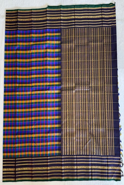 A Vintage Checked Kanjeevaram Saree_1